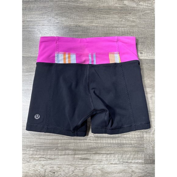 Lululemon‎ Run: Fast Track Short Size 2 Black / Groovy Nylon Lycra Spandex - Picture 2 of 10